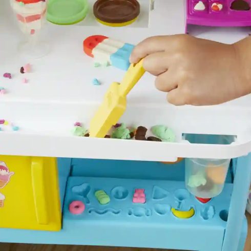 Hasbro Play-Doh interaktív fagyis kocsi gyurmakészlet