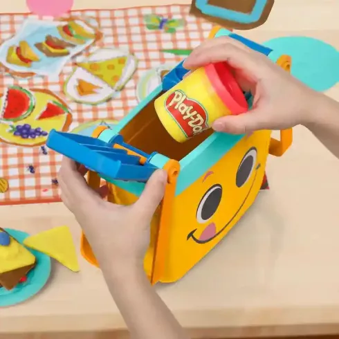 Hasbro Play-Doh piknikes kosár gyurmakészlet