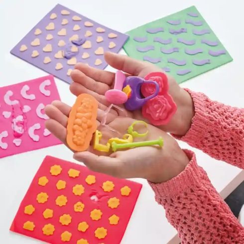 Hasbro Play-Doh Barbie divattervező kiegészítő gyurmakészlet - Virágok és virágkötészet