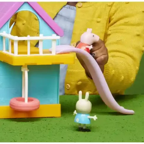Hasbro Peppa Pig - Peppa malac interaktív klubháza figurákkal