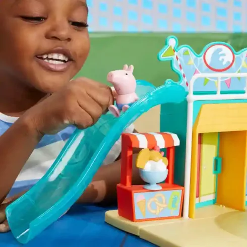 Hasbro Peppa Pig - Peppa malac az aquaparkban (csomagolássérült)