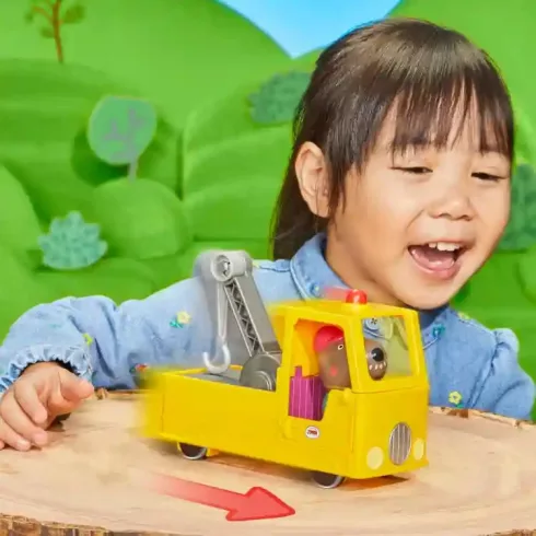 Hasbro Peppa Pig - Peppa malac Kutyanagyapó hátrahúzós autómentője