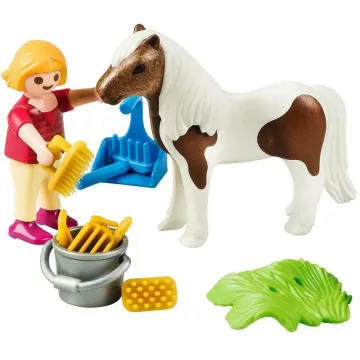 Playmobil 70416 Pónigondozó kislány