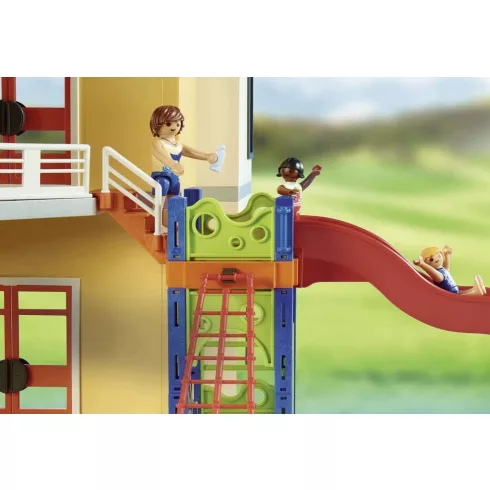 Playmobil 70987 Medence csúszdával