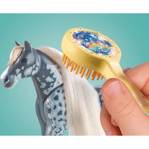 Playmobil 71353 Horses of Waterfall - Amelia és Whisper lókarámmal