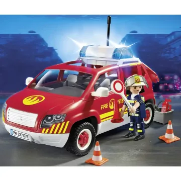  Playmobil 71375 Sürgősségi tűzoltóautó fénnyel és hanggal