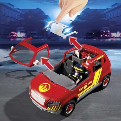 Playmobil 71375 Sürgősségi tűzoltóautó fénnyel és hanggal