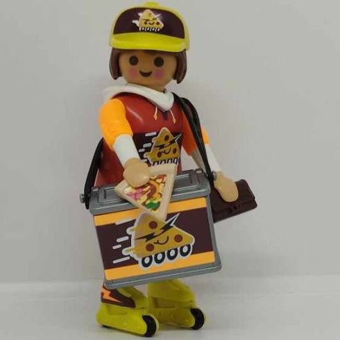 Playmobil 71456 Pizzafutár zsákbamacska figura 25. sorozat (lányoknak)