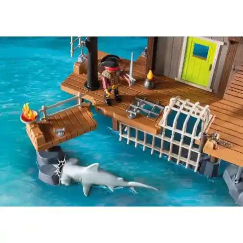 Playmobil 71792 Nagy kalózkikötő börtönnel és cápával