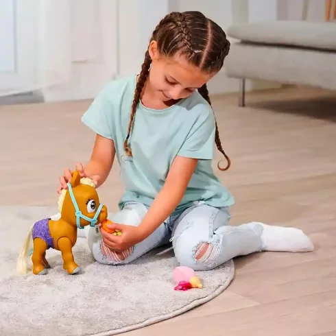 Pamper Petz - Pisilő póniló pelenkában