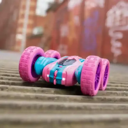 RC Spin N' Stunt kétoldalas távirányítós autó fénnyel - rózsaszín