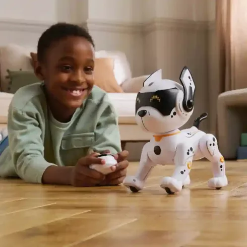 Zak, a távirányítós RC interaktív robotkutya