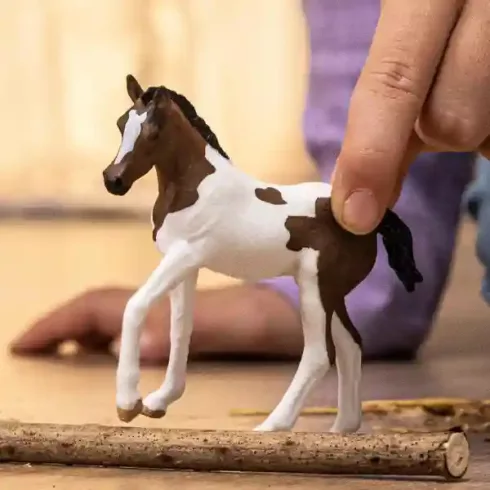 Schleich 14899 Foltos ló (Paint Horse) csikó