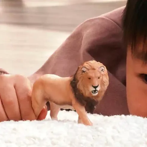 Schleich 14974 Afrikai hím oroszlán
