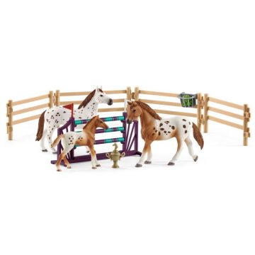 Schleich 42433 Appaloosa lovak karámmal