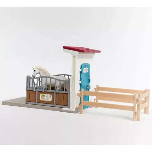 Schleich 42569 Istálló Angol telivér csődörrel