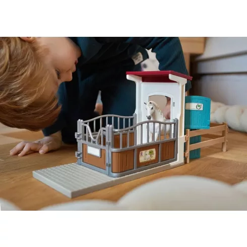 Schleich 42569 Istálló Angol telivér csődörrel