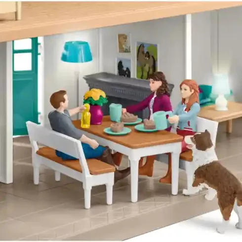 Schleich 42706 Hannah családi háza lovardával és lovakkal