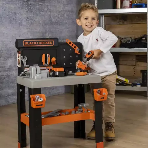 Smoby Black & Decker Bricolo Pro játék szerelőasztal 79db kiegészítővel